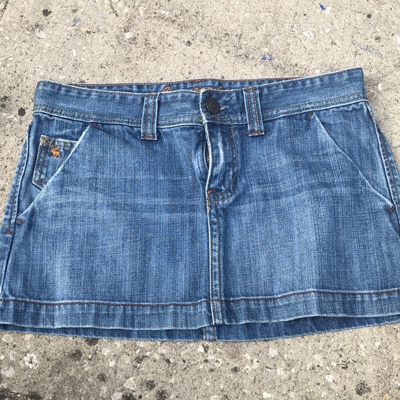 Abercrombie & Fitch Dresses & Skirts - 🌸Abercrombie and Fitch mini skirt